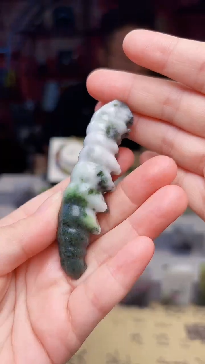 独山玉未镶嵌珠宝半成品243