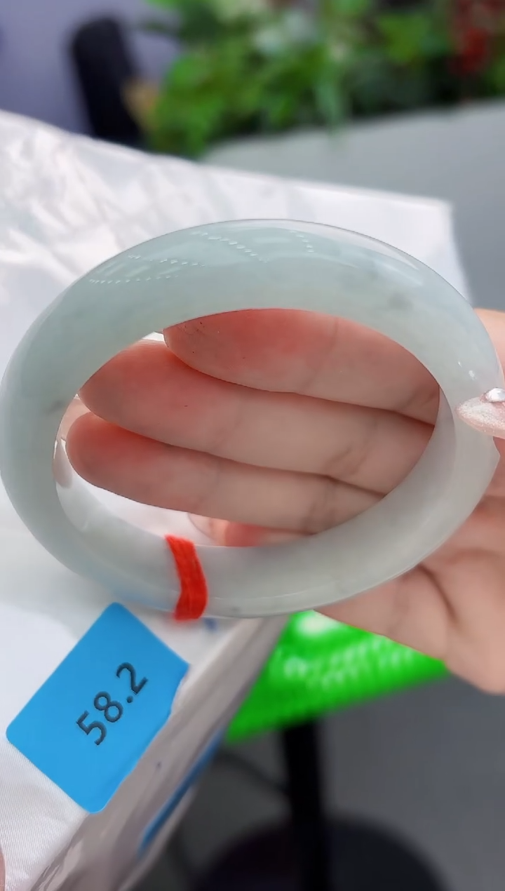 【闪购商品】翡翠手镯未镶嵌翡翠手镯