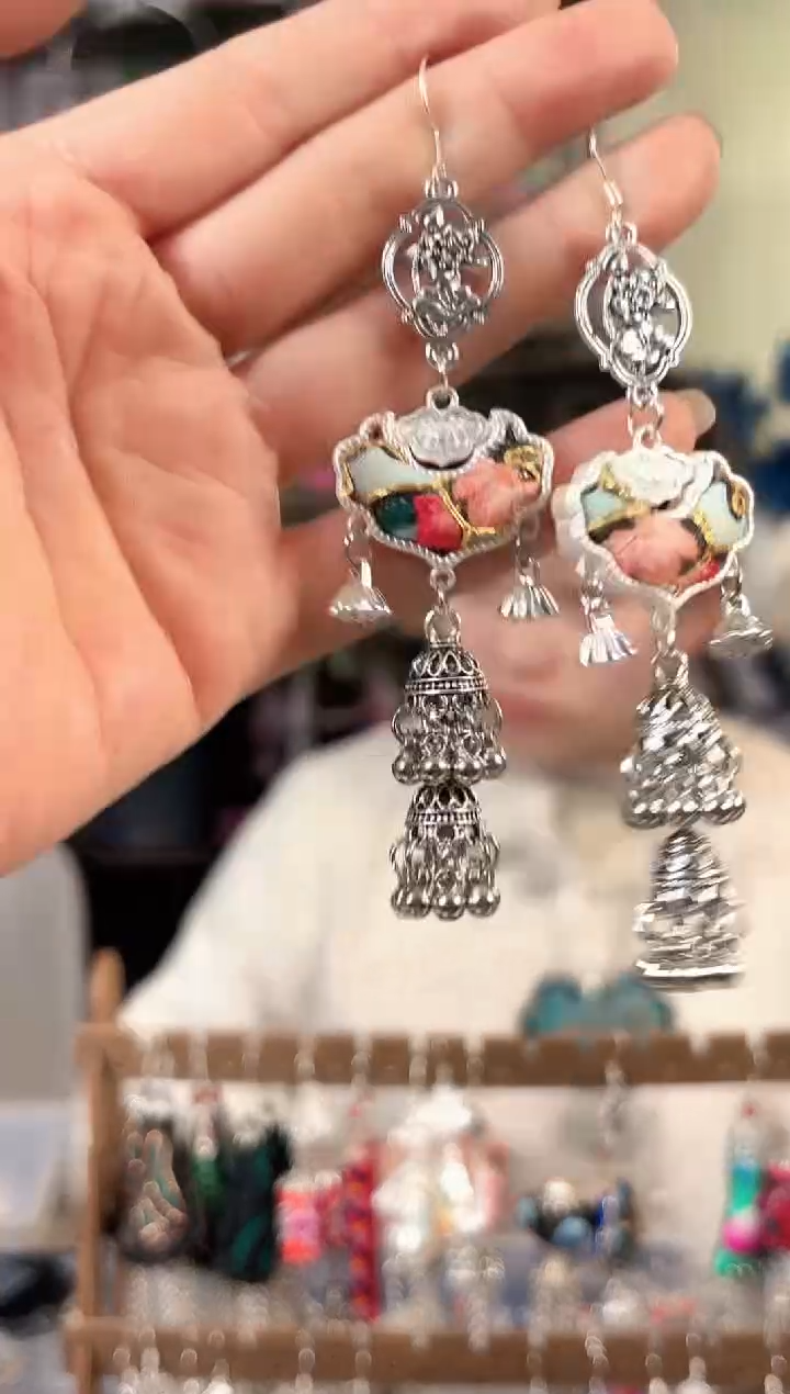 彩云南阁非遗老绣饰品540*