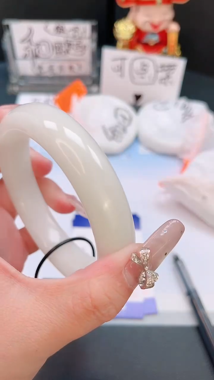 未镶嵌手镯和田玉25T41-62