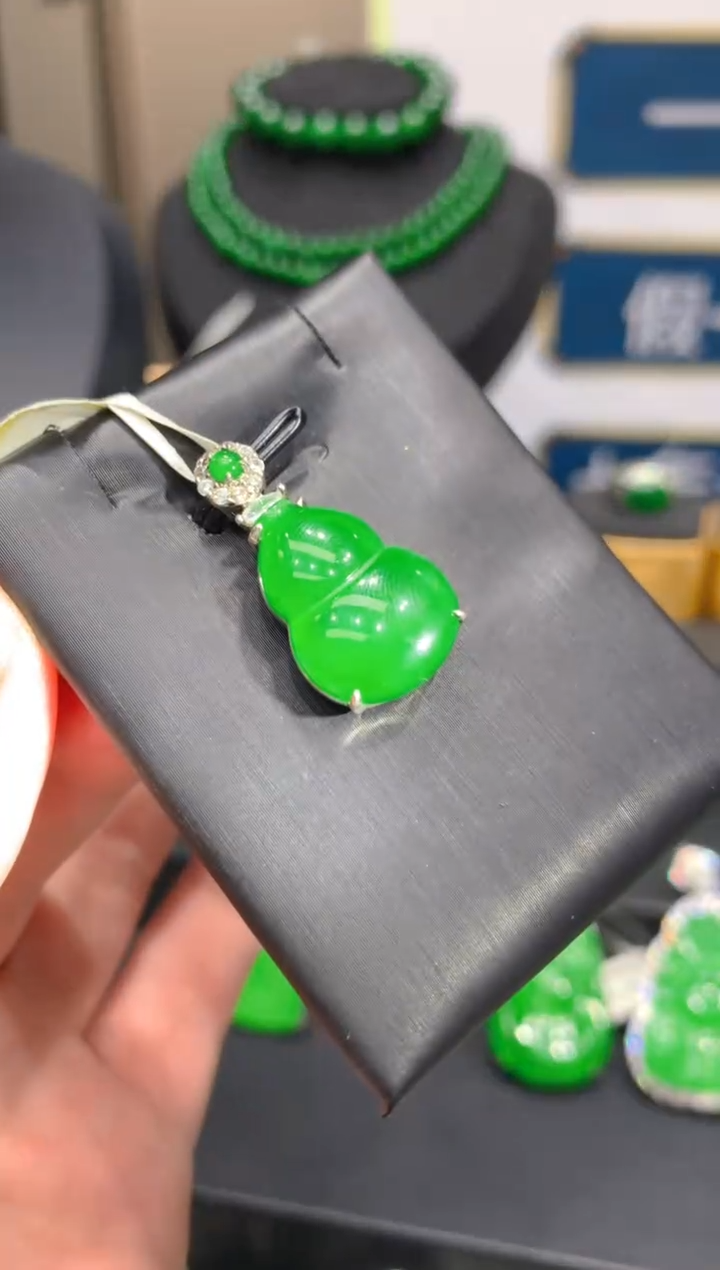 颈饰未镶嵌翡翠2一季 