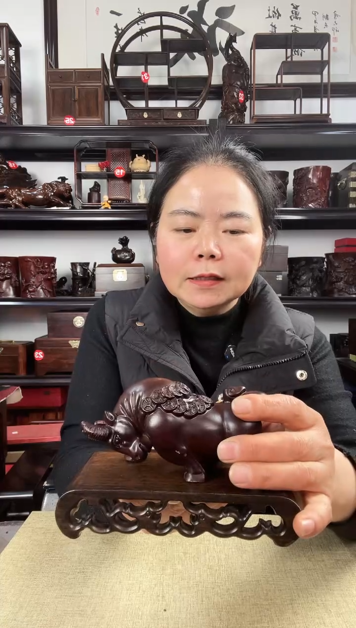 木1219+小牛老李红木工艺品