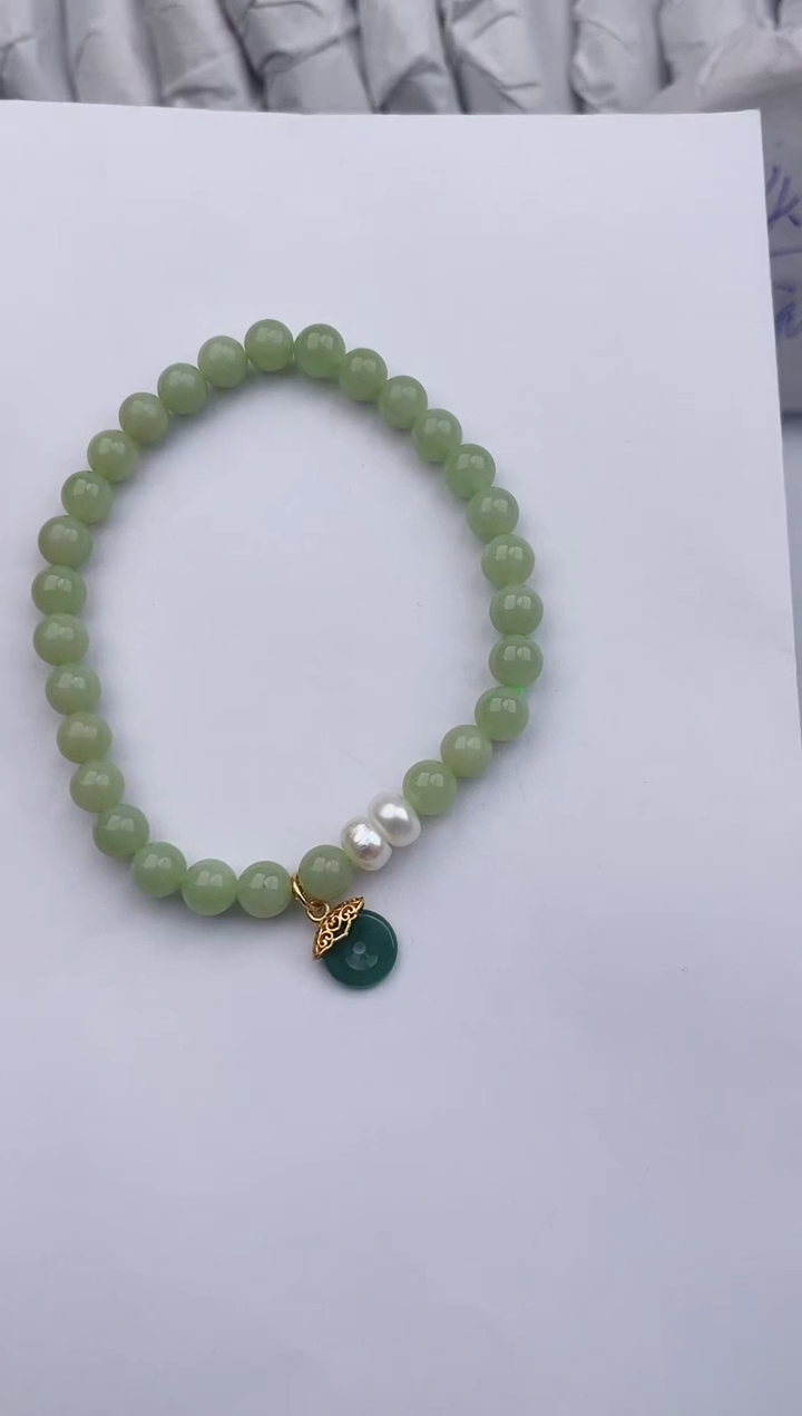 【闪购商品】和田玉手链未镶嵌666微色差T128