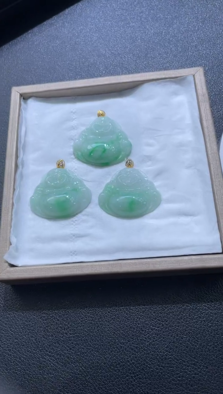 颈饰18K金镶嵌翡翠DDJ65740/多样性发一件