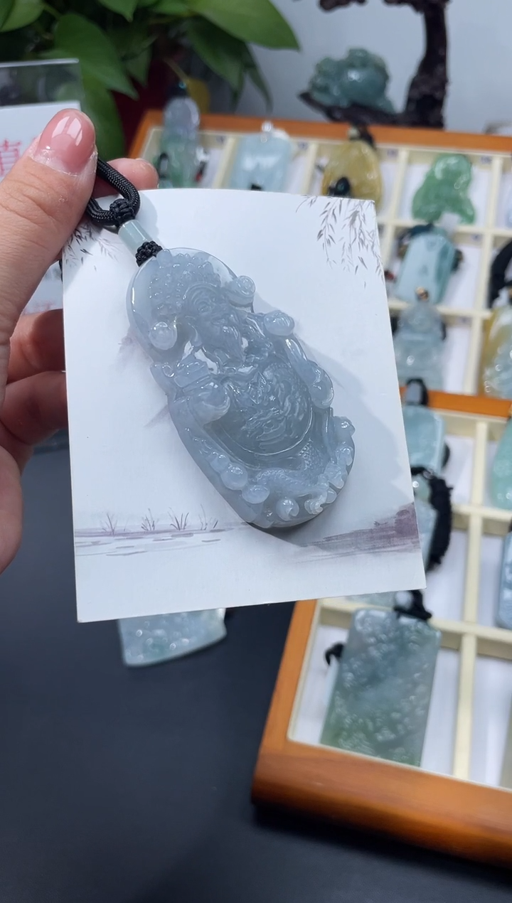 颈饰未镶嵌翡翠财神