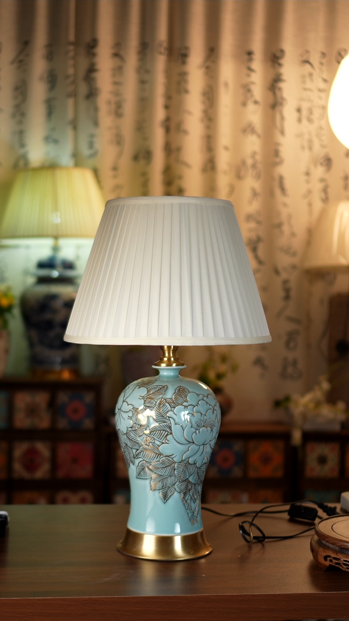 圆形款陶瓷台灯2个