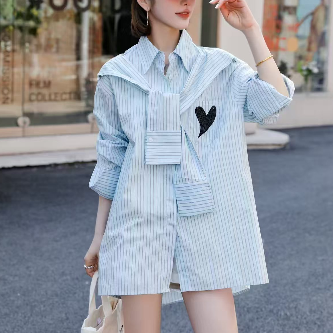 2025春季新款坚条纹衬衫女长袖宽松大码上衣百搭衫衬衣be