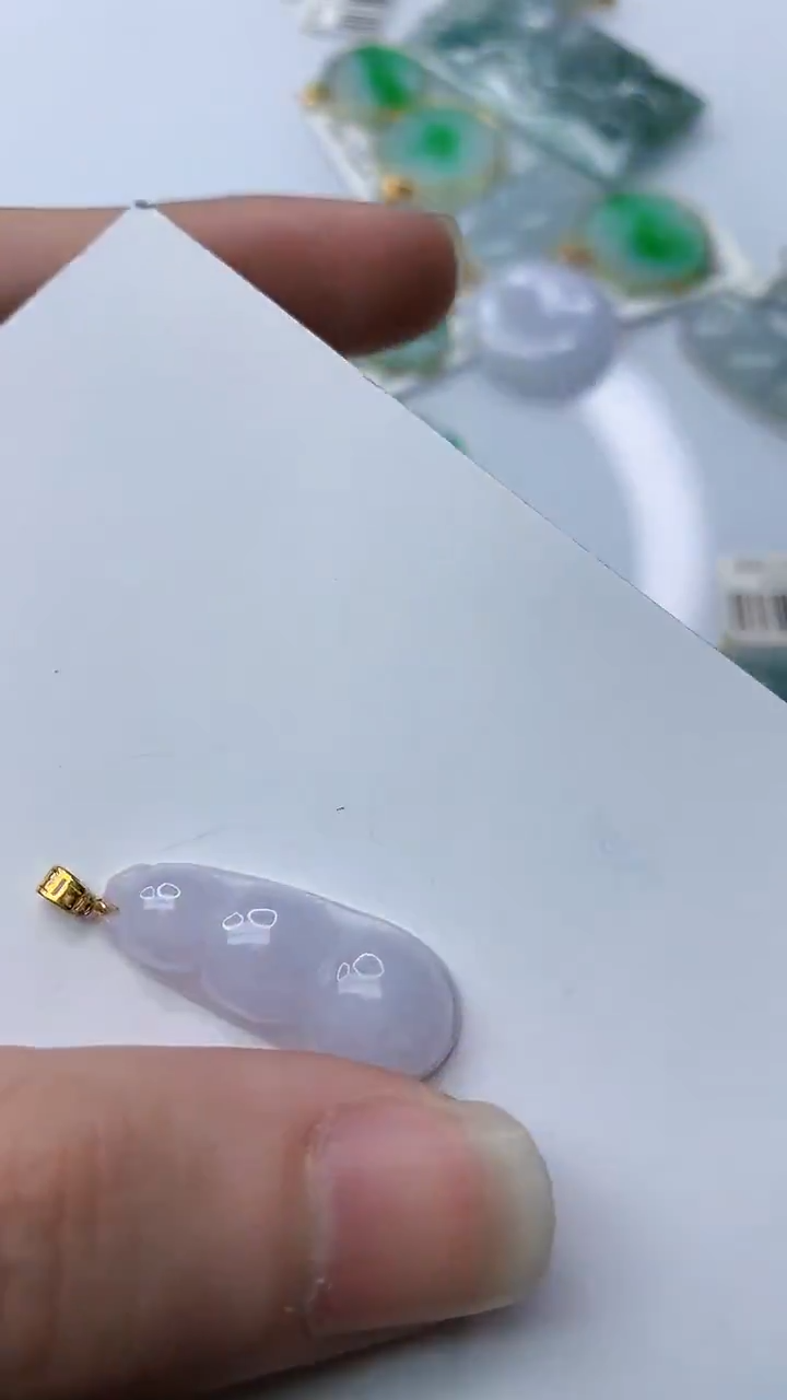 【闪购商品】翡翠颈饰18K金镶嵌13........