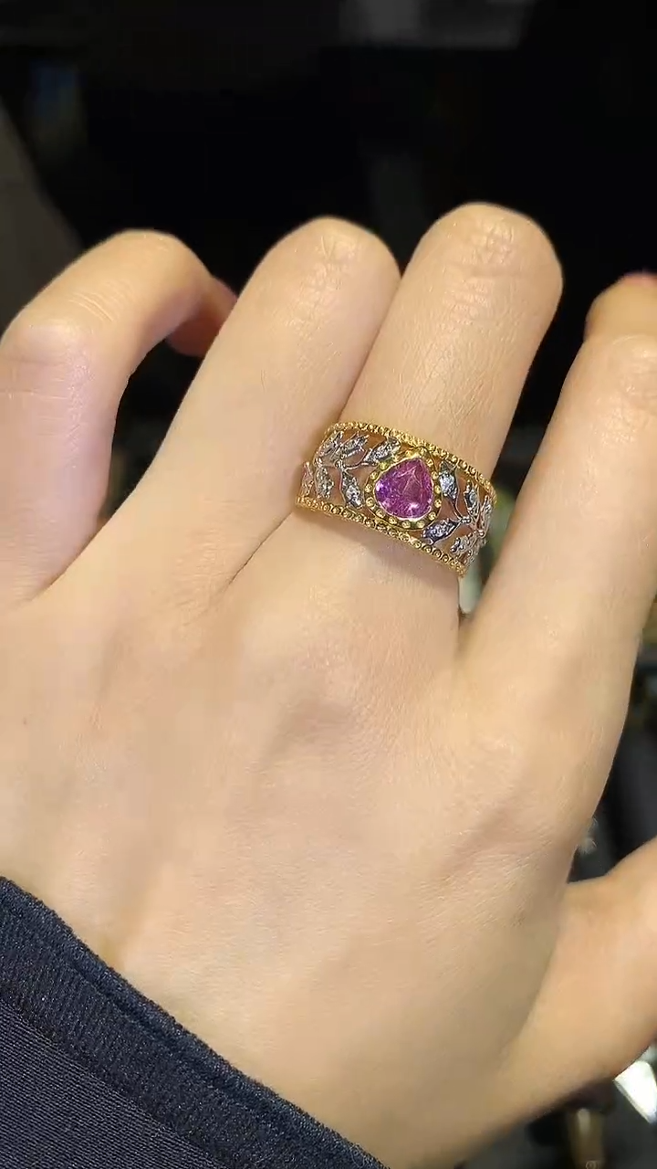 【闪购商品】蓝宝石戒指18K金镶嵌无烧61分蓝宝石戒指