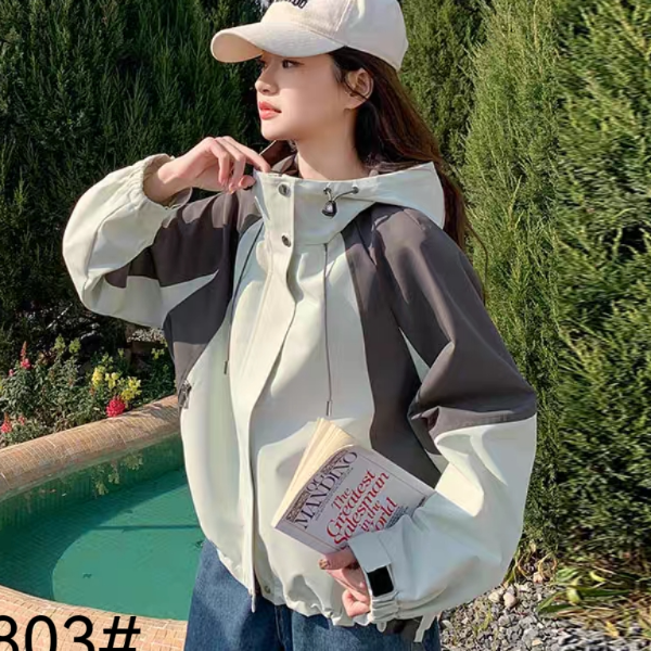 春秋时尚休闲百搭防水防风户外春秋季拉链女宽松型连帽短外套803