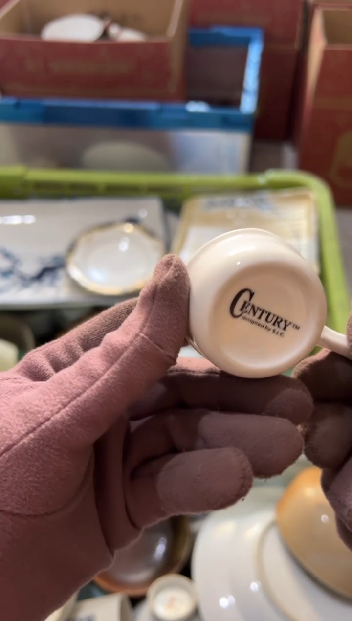 s****fsara中古商品默认瑕疵完美主义慎拍