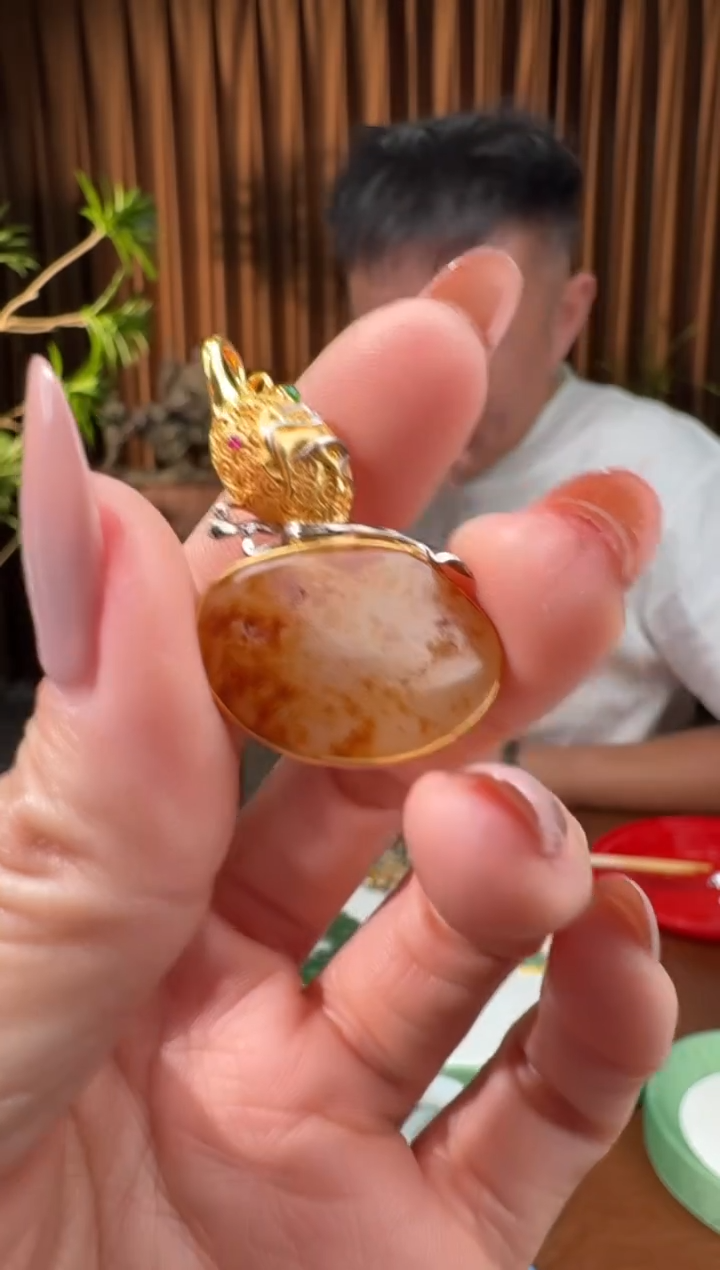 颈饰18K金镶嵌和田玉114巴哥12.30多样性发货拍一发一