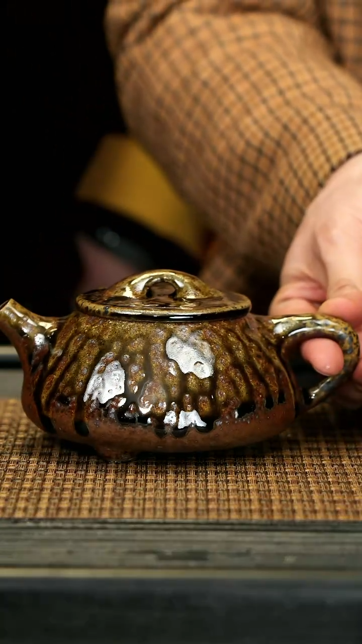 【闪购商品】紫砂茶壶GFY35满瓢 崖沉木柴烧