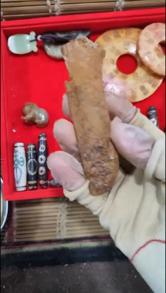 未镶嵌和田玉挂件刘*动一单一个