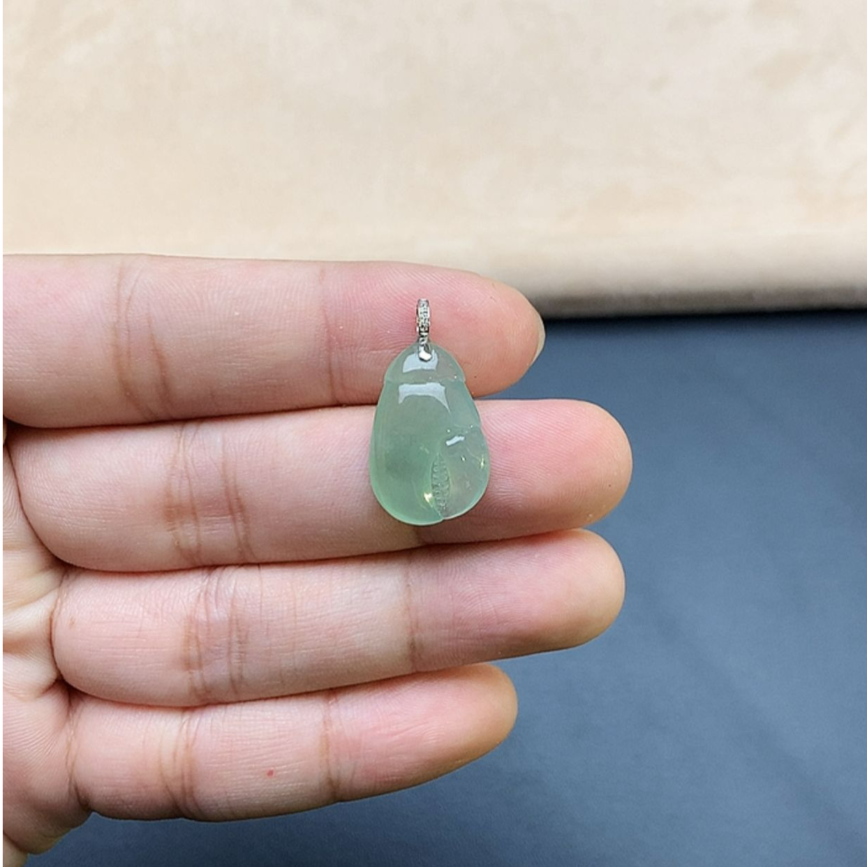 翡翠18K金吊坠-J72-5570