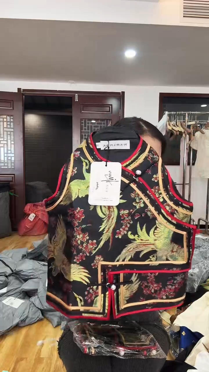 儿童      马甲       130码