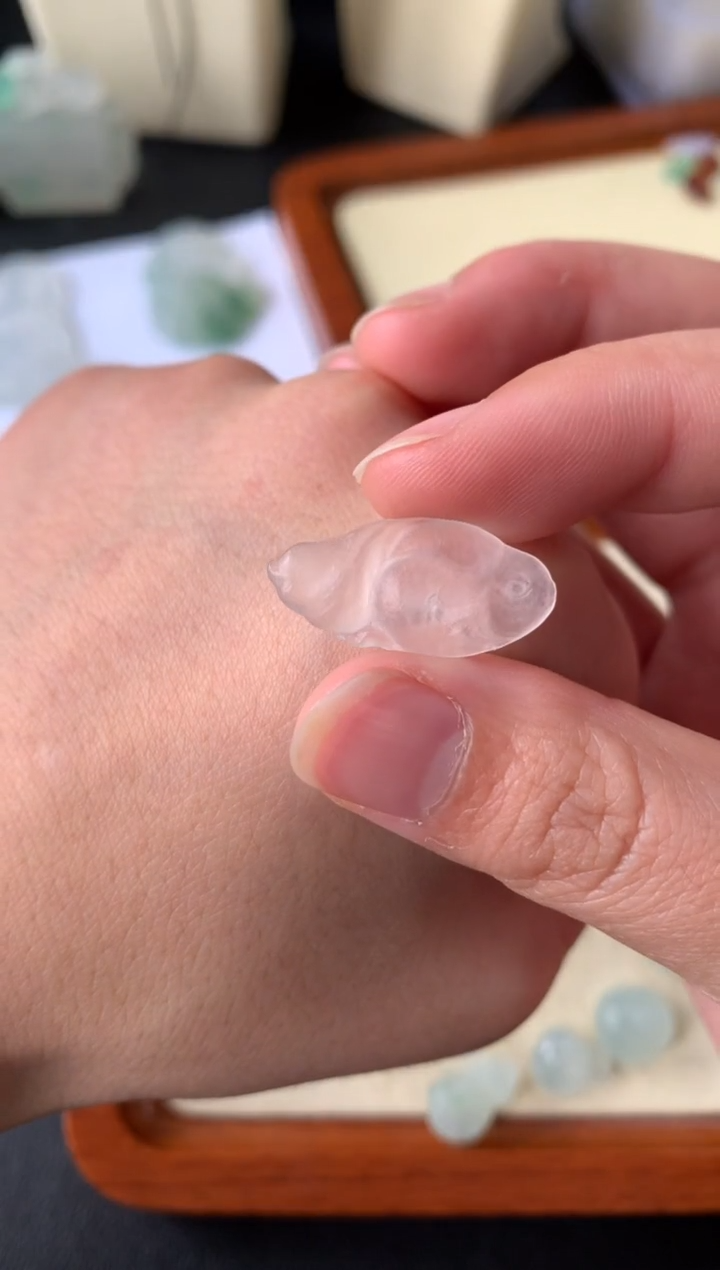 【闪购商品】定制翡翠未镶嵌翡翠