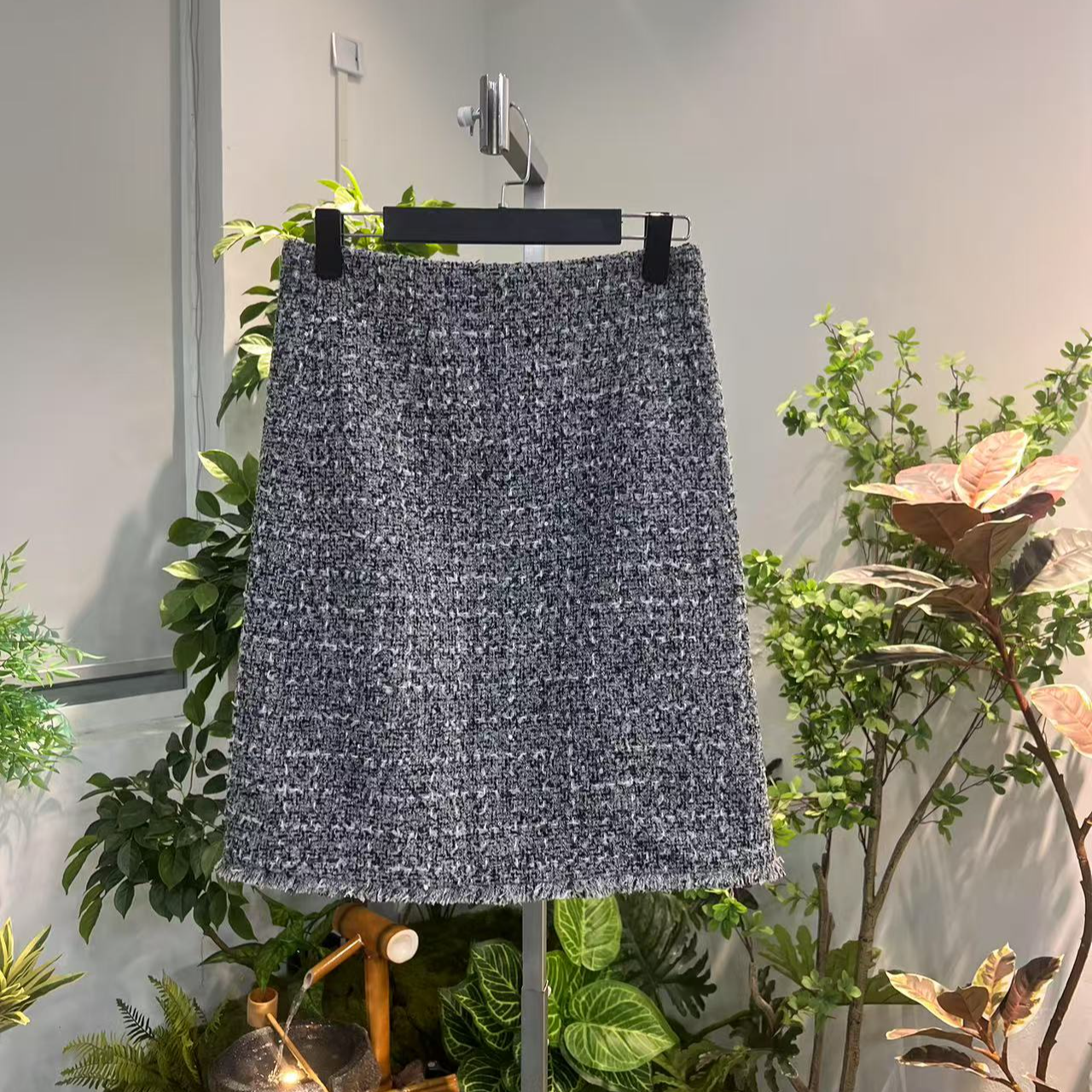 剀剀莉  新款(雾蓝山）灰色精致气质显瘦小香风半身裙（0-15度穿）