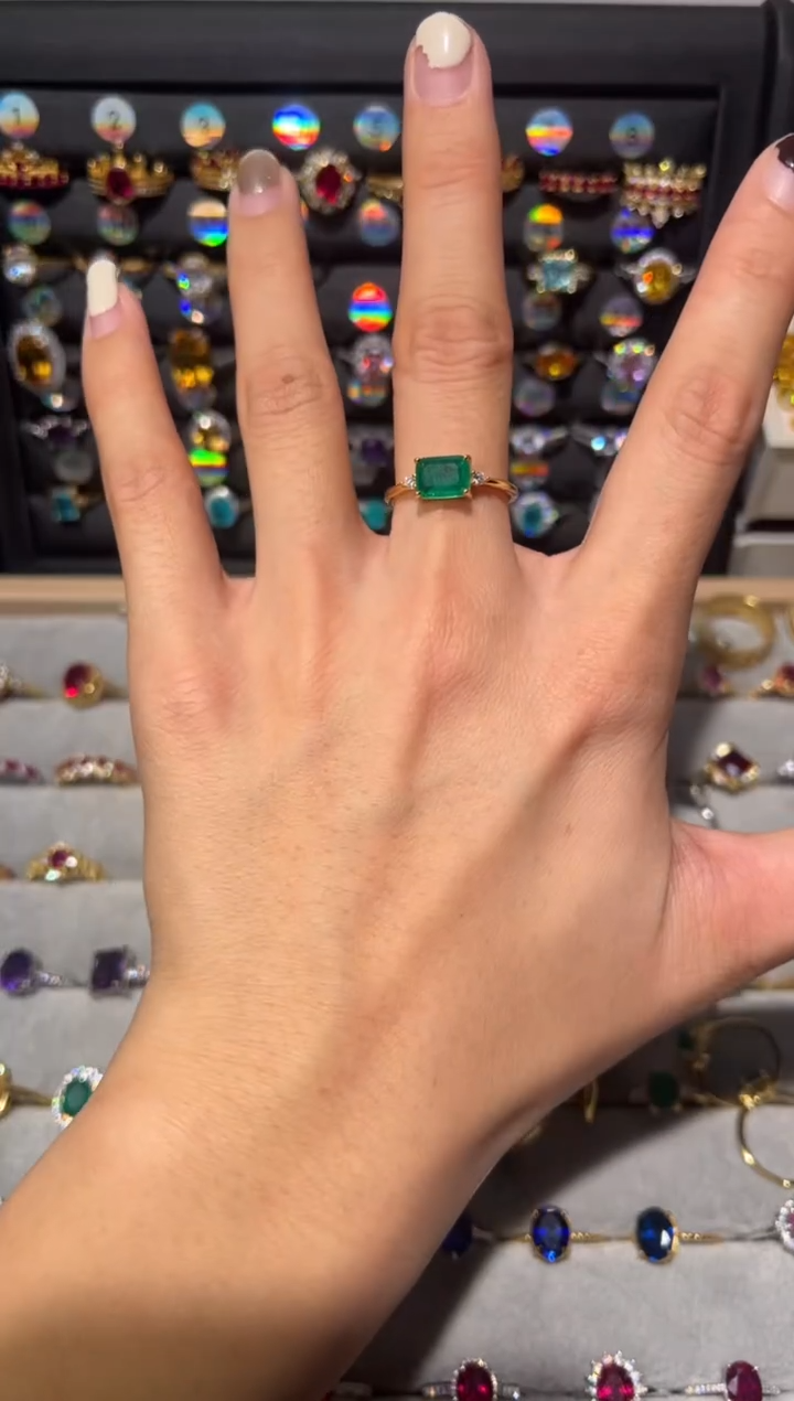 【闪购商品】祖母绿戒指银S925镶嵌6531