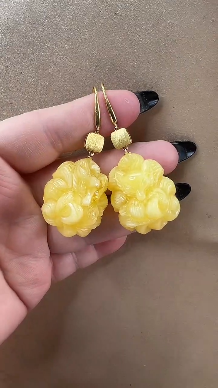 琥珀颈饰未镶嵌耳环