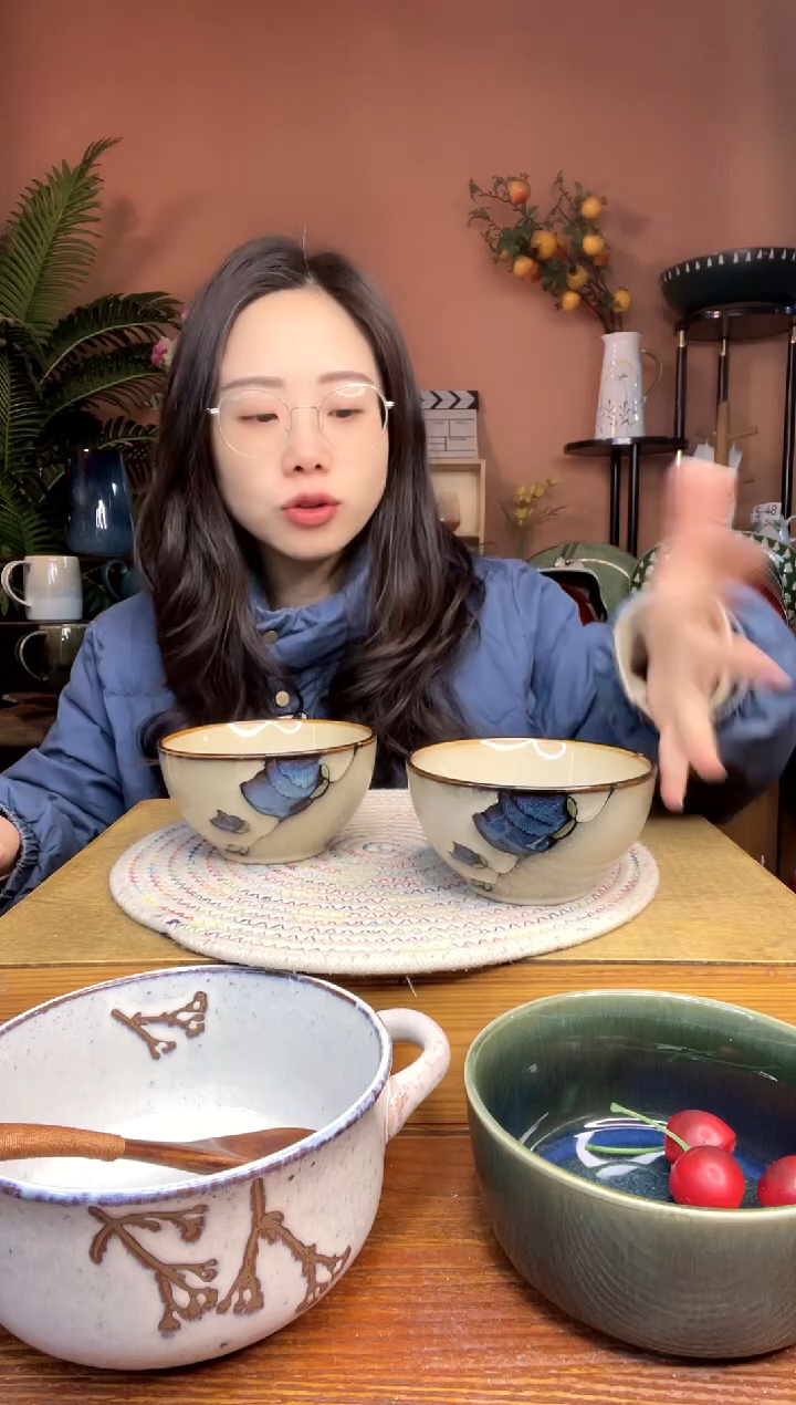 陶瓷瑕疵  5英寸手绘碗 介意慎拍