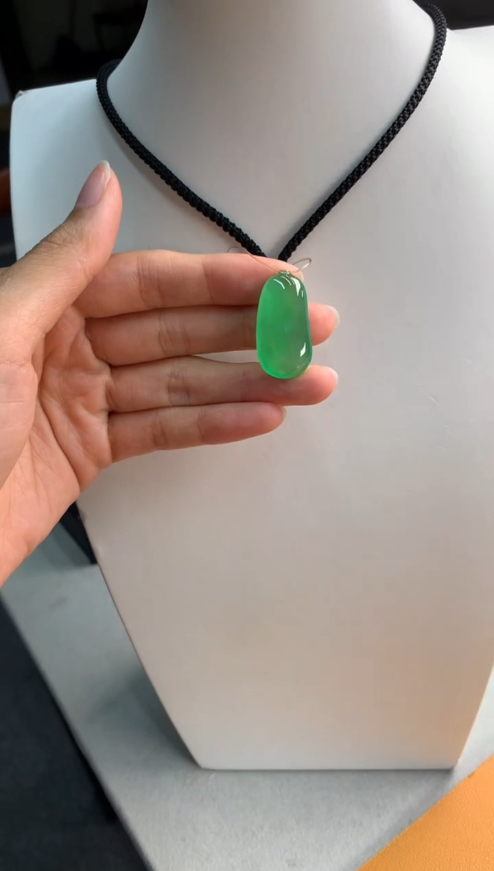 颈饰未镶嵌翡翠28.7-15.2-6.2