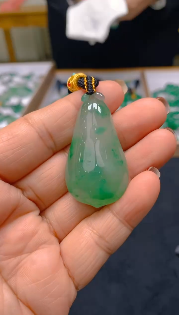 【闪购商品】石英质玉颈饰未镶嵌冰美人非洲翠012