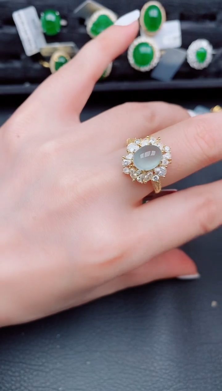 【闪购商品】翡翠戒指银S925镶嵌天然a货翡翠684