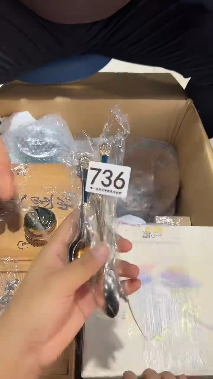 三**十736............