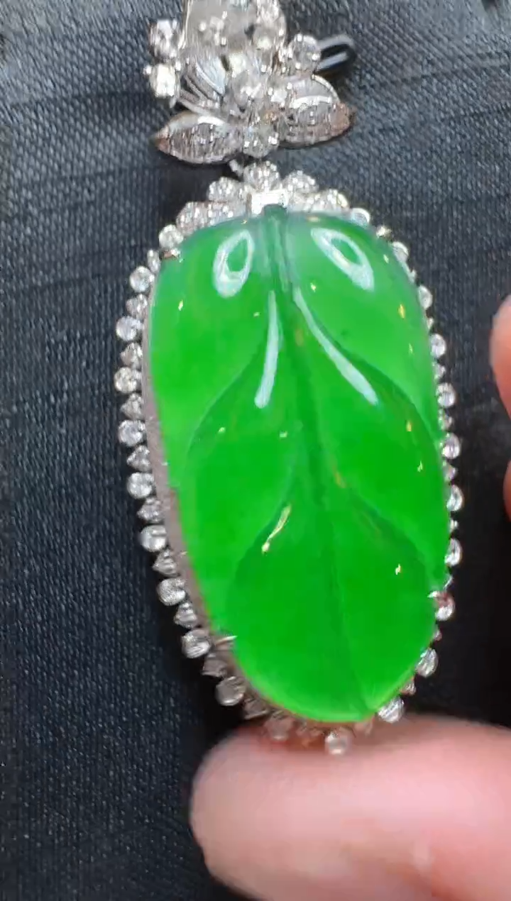 【闪购商品】翡翠吊坠(不含链)18K金镶嵌多样性团购发一件