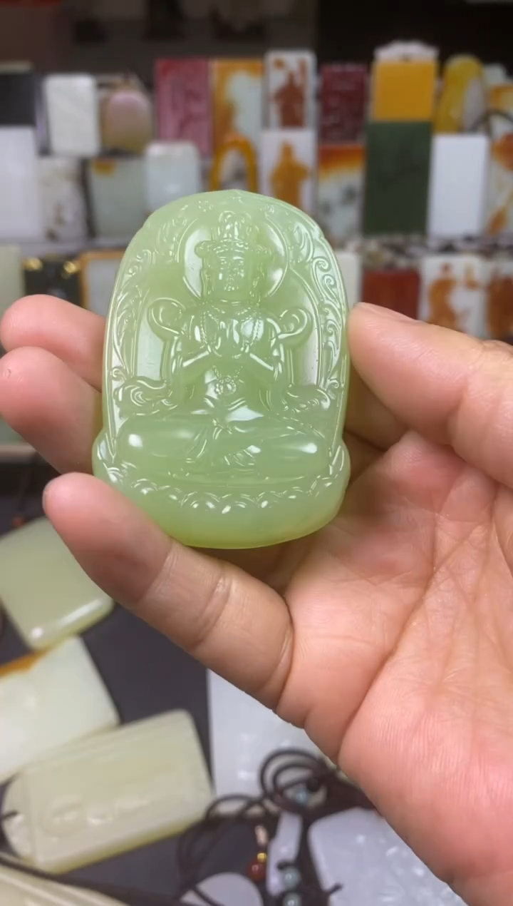 天然玉石未镶嵌颈饰