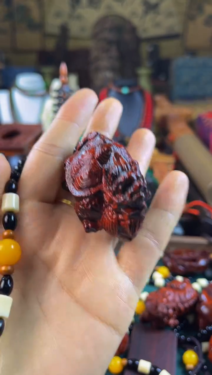 檀香紫檀（小叶紫檀）手把件