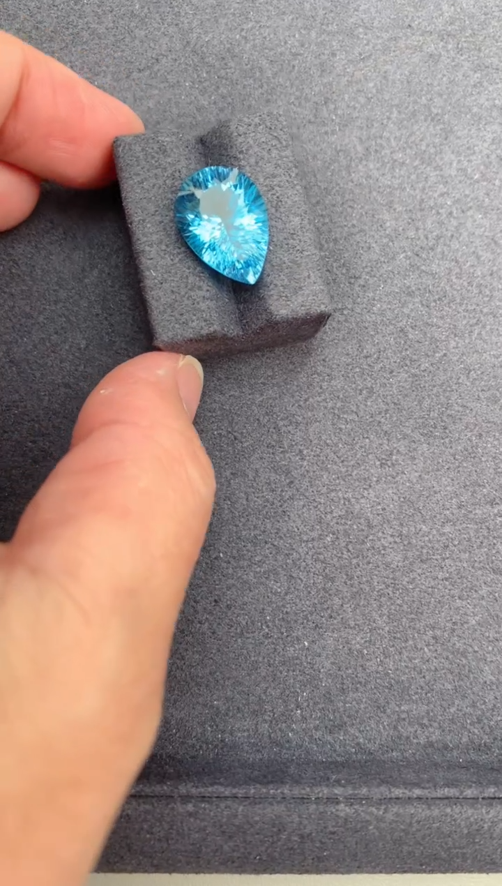 【闪购商品】托帕石裸石未镶嵌8ct托帕石