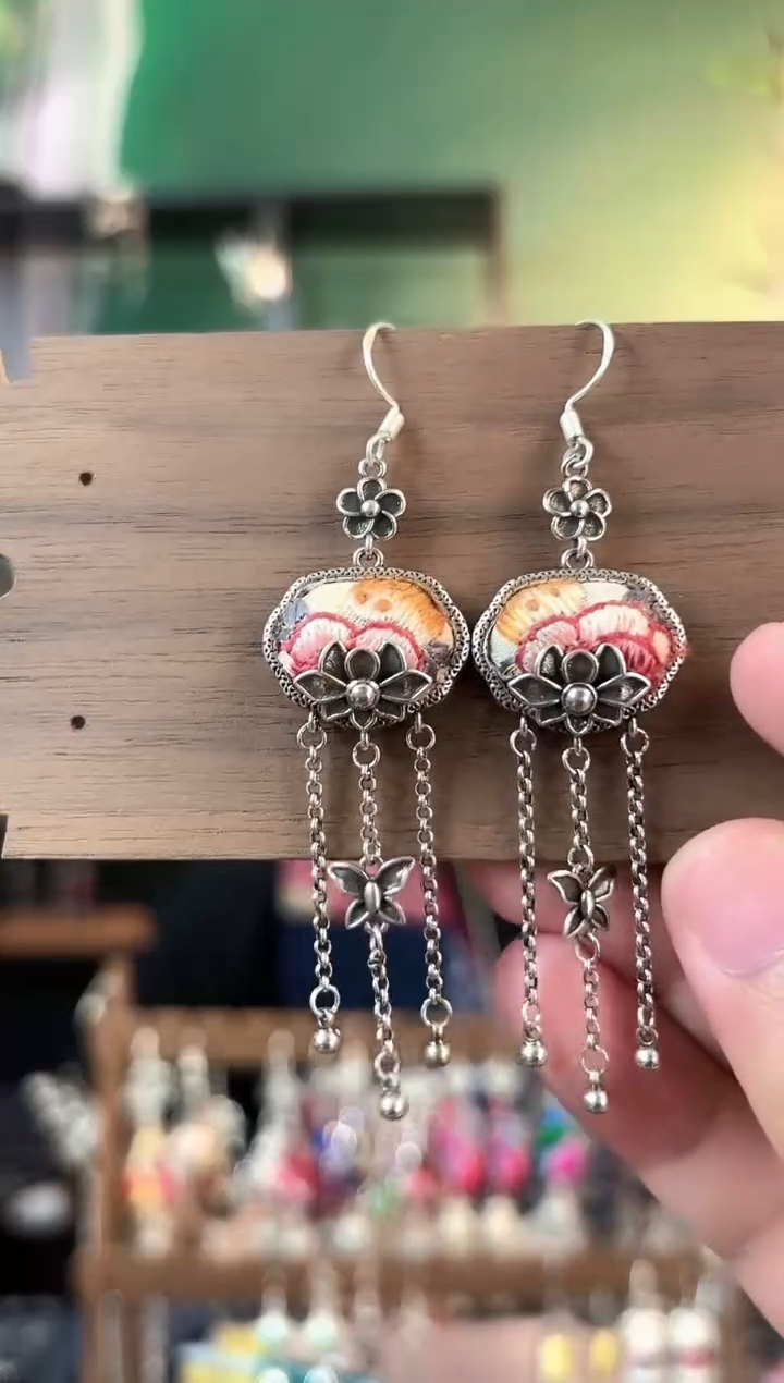 织绣彩云南阁非遗老绣519