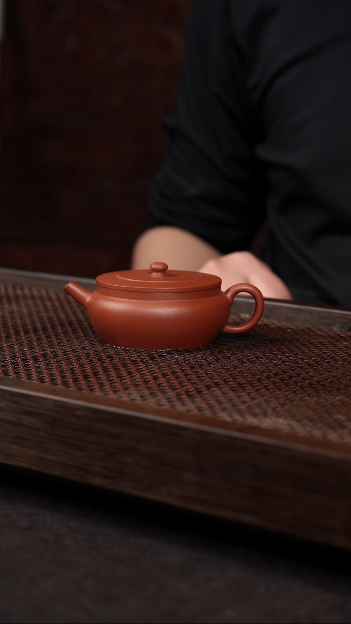 【闪购商品】紫砂茶壶朱泥稷山周盘