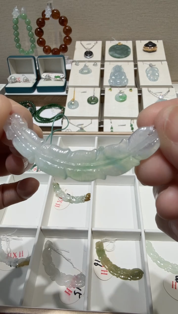 未镶嵌挂件翡翠A货翡翠多样性孤品