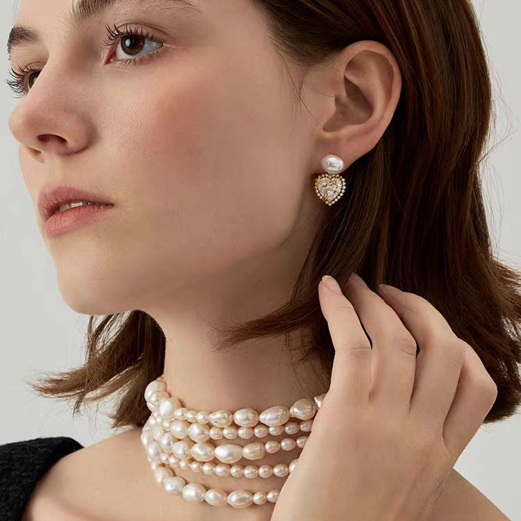 铜合金合成锆石耳饰 铜合金玻璃璀璨星河爱心耳针耳饰