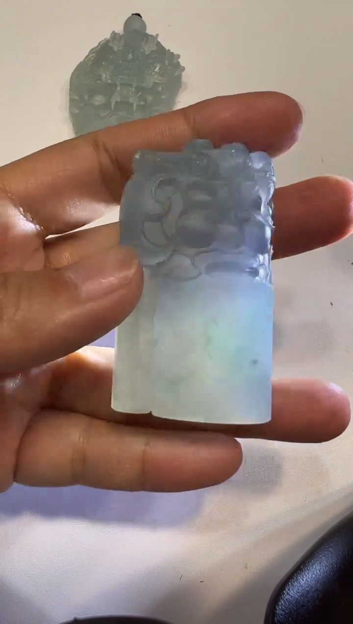 定制翡翠未镶嵌印章