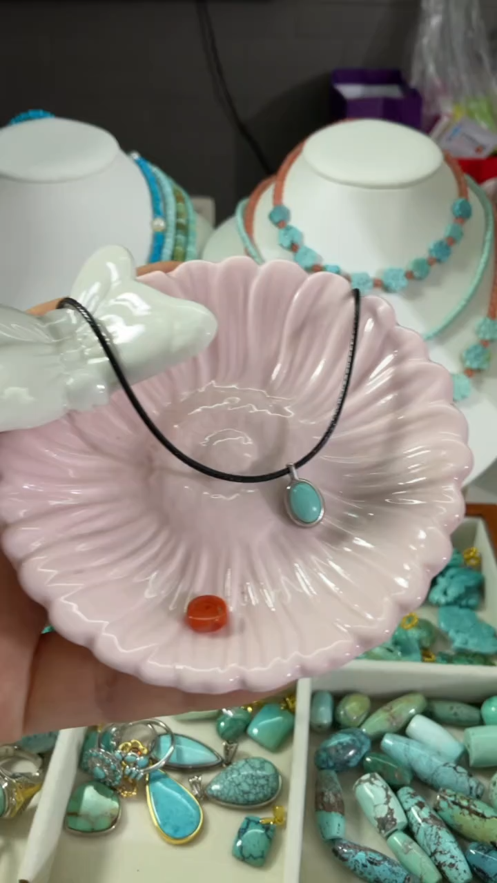 未镶嵌南红玛瑙珠宝奇石12*7mm