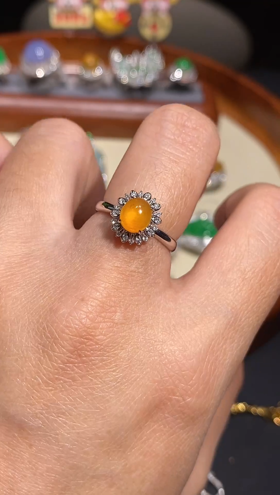 【闪购商品】翡翠戒指18K金镶嵌戒指