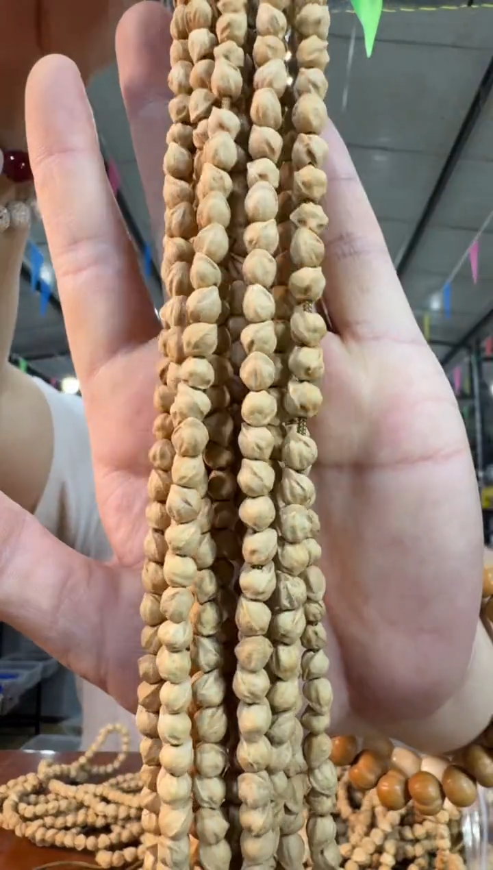 柏香籽/百香籽手串A37实物为准