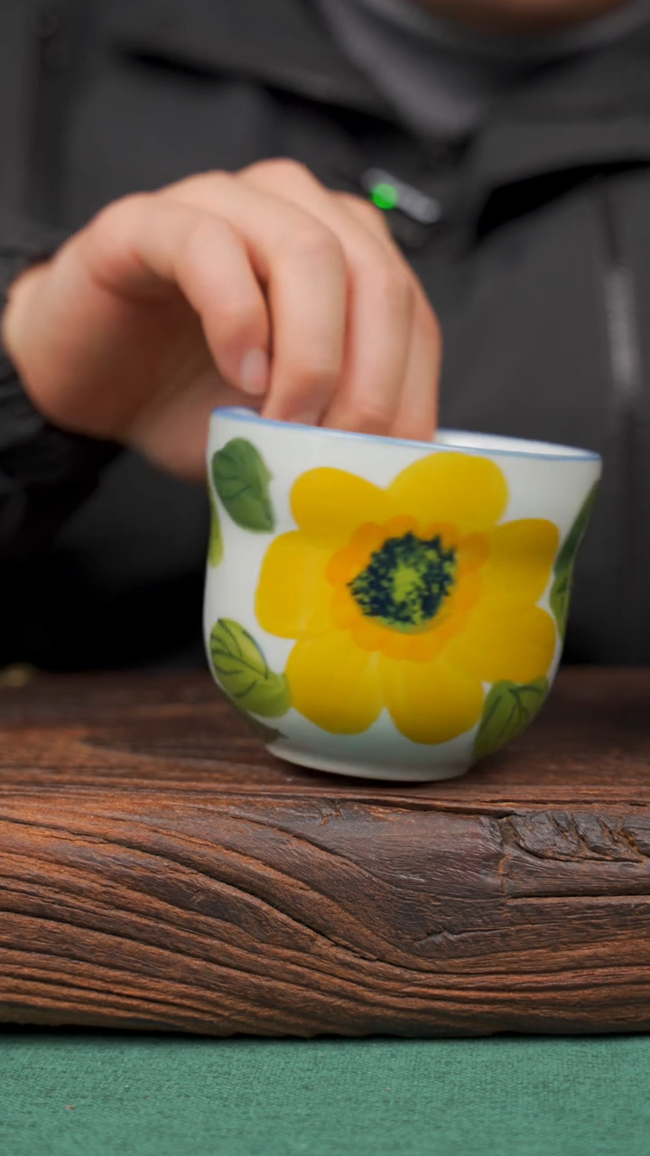 【闪购商品】瓷片52寻一缕瓷香杯釉下手工手绘瓷器