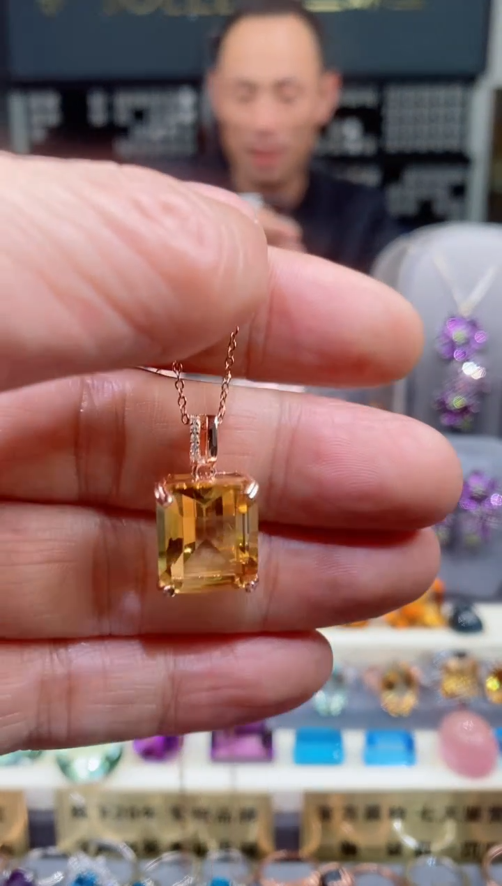 【闪购商品】黄晶吊坠银S925镶嵌黄晶吊坠