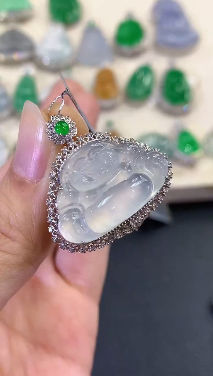 【闪购商品】翡翠吊坠(不含链)18K金镶嵌C65      