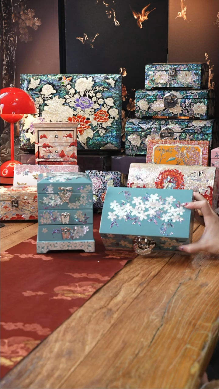 【闪购商品】瓷片豆包儿的星耀家