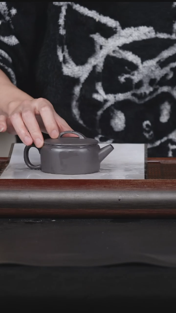 【闪购商品】紫砂茶壶14天青汉瓦200