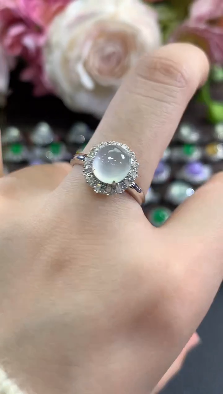 18K金镶嵌戒指翡翠b105  