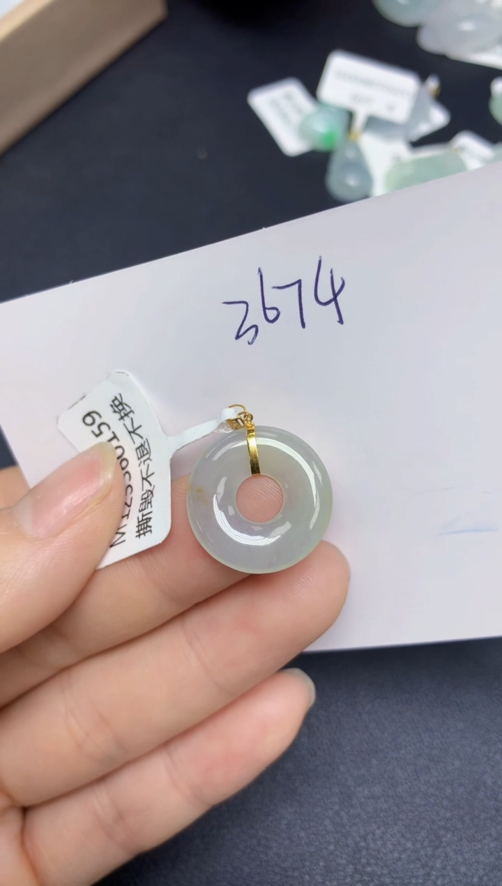 【闪购商品】翡翠挂件18K金镶嵌 天然翡翠A货