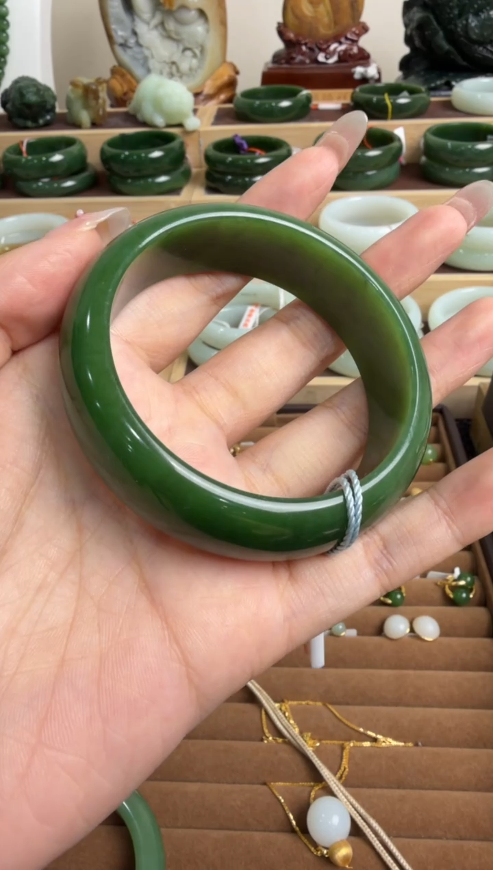 颈饰未镶嵌和田玉手镯59