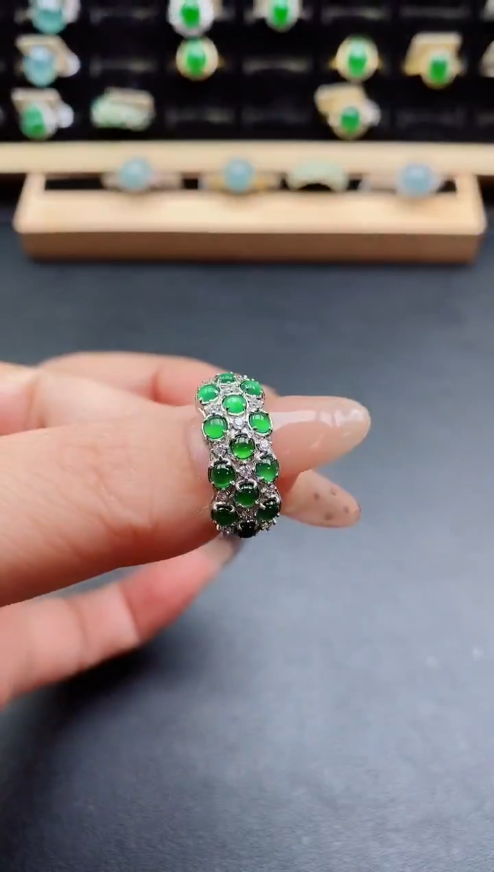 银S925镶嵌戒指翡翠1